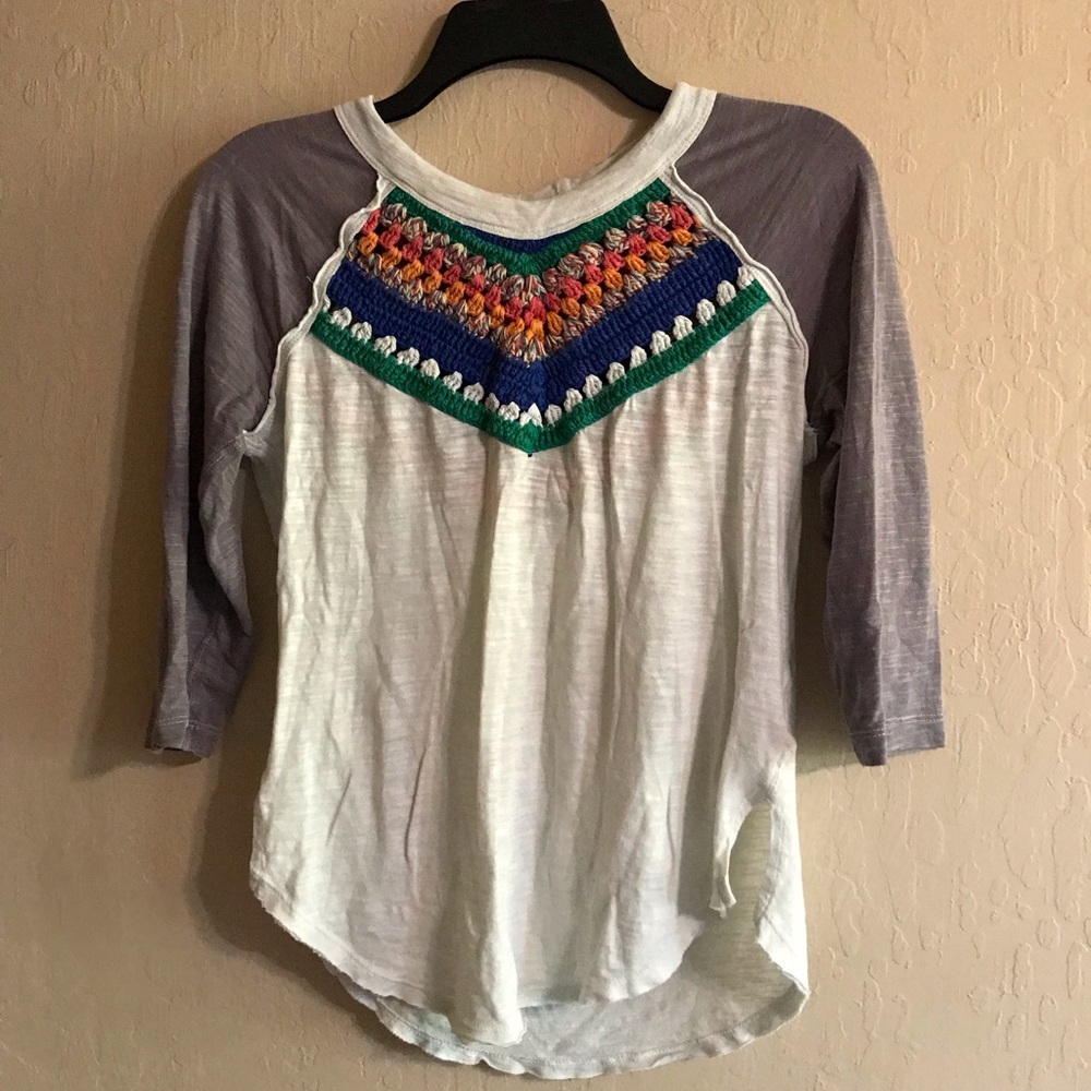 3/$30- Free People Embroidered Top